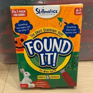 Found It! Scavenger Hunt Game - Green and Orange